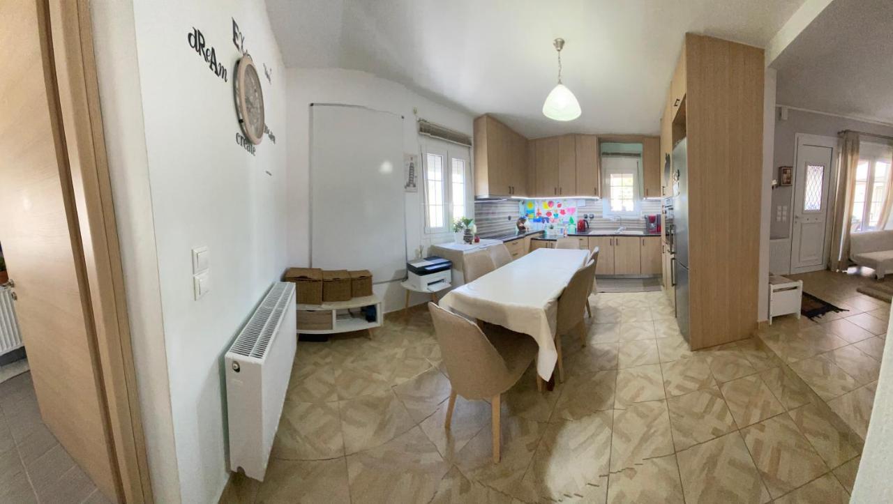 Willa Julia House Andipáta Zewnętrze zdjęcie